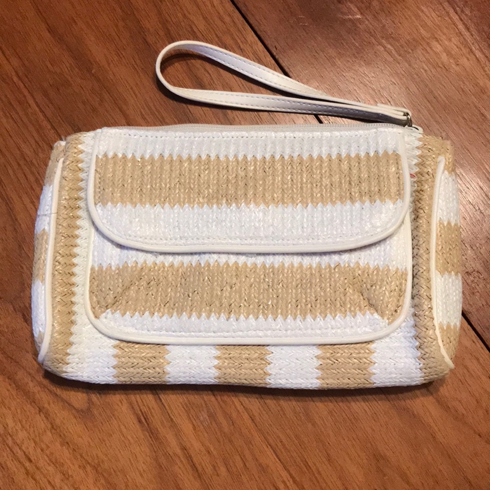 Vera Bradley clutch